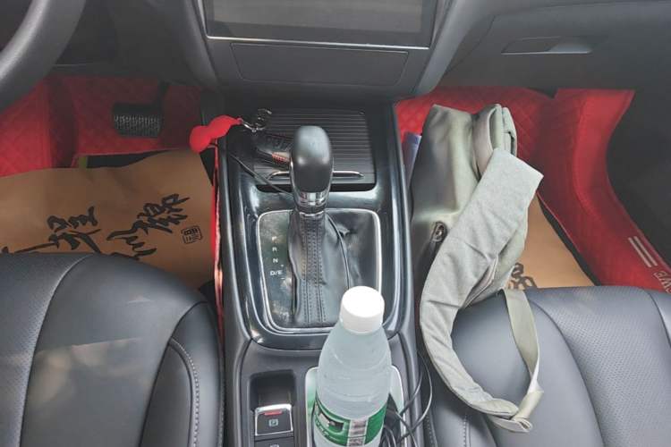 Used Roewe i5 2019 1.5L Automatic 4G Connected Langhao Edition Gear Lever