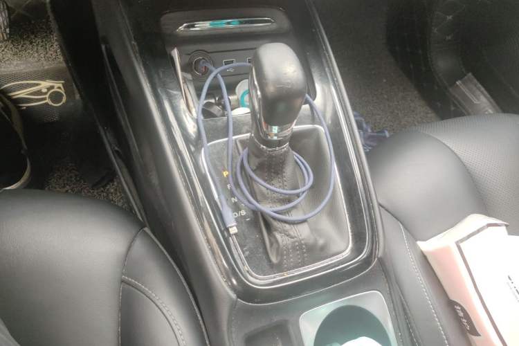 Used Roewe i5 2019 20T Automatic Intelligent Connectivity Super-Power Supreme Edition Gear Lever