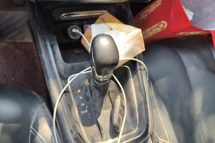Used Roewe i5 2019 1.5L Automatic 4G Connected Langhao Edition Gear Lever