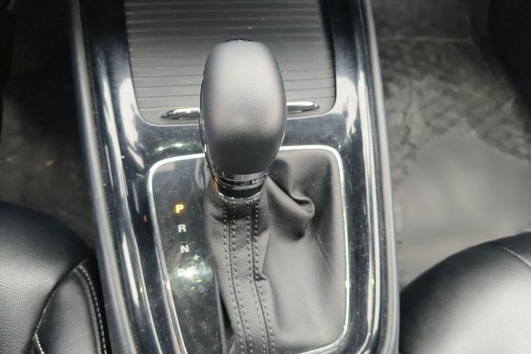 Used Roewe i5 2019 1.5L Automatic 4G Connected Linghao Edition Gear Lever