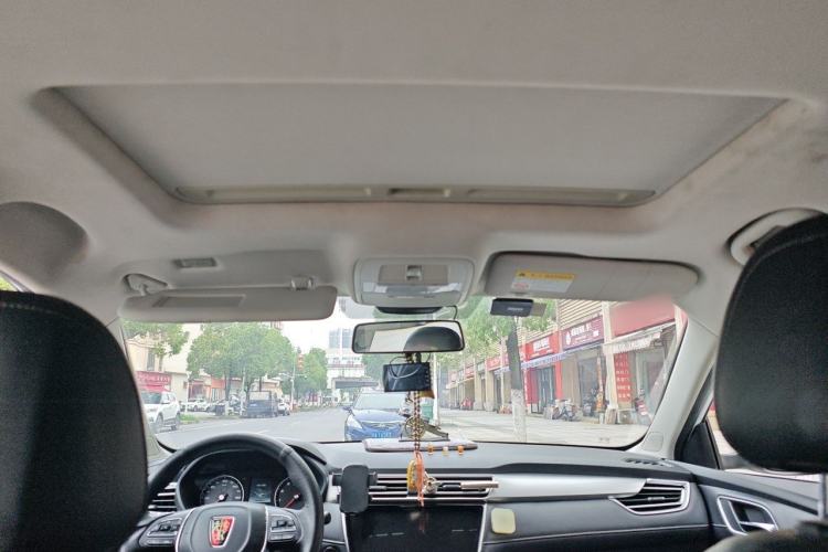 Used Roewe i5 2019 1.5L Automatic 4G Connected Langhao Edition Headliner
