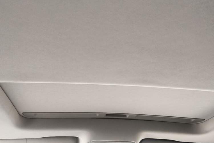 Used Roewe i5 2019 1.5L Automatic 4G Connected Langhao Edition Headliner