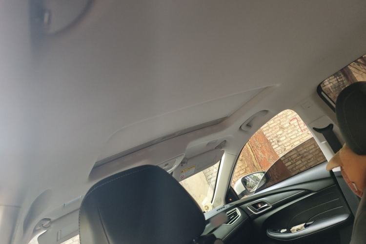 Used Roewe i5 2019 1.5L Automatic 4G Connected Langzhen Edition Headliner