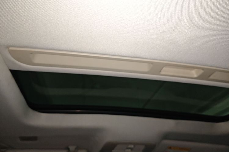Used Roewe i5 2019 20T Automatic 4G Connected Supercharged Flagship Edition Headliner