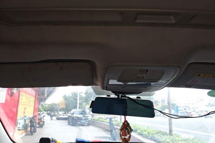 Used Roewe i5 2019 1.5L Manual 4G Connectable Langhao Edition Headliner