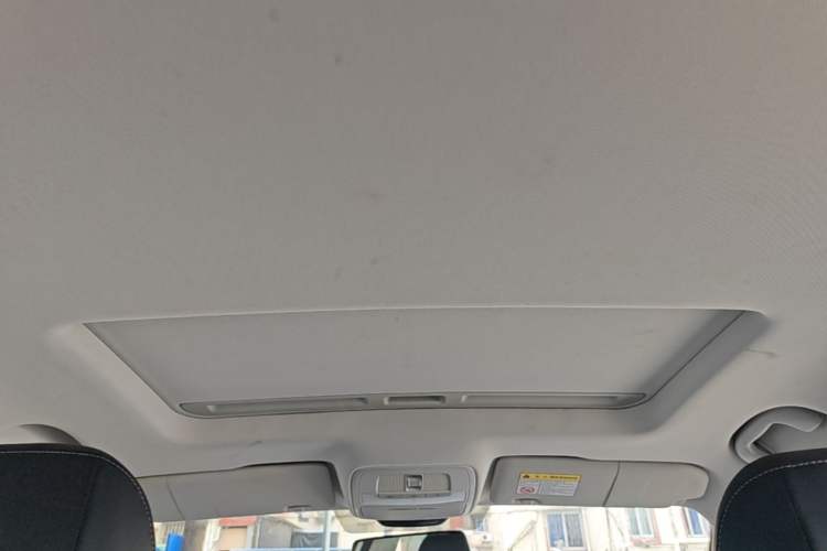 Used Roewe i5 2019 1.5L Automatic 4G Connected Langhao Edition Headliner