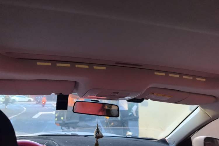 Used Roewe i5 2019 1.5L Automatic 4G Connected Linghao Edition Headliner