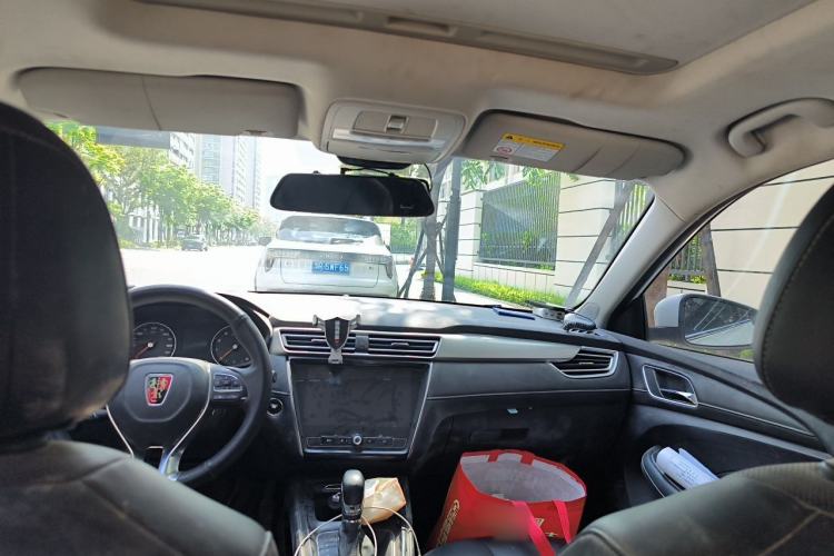 Used Roewe i5 2019 1.5L Automatic 4G Connected Langhao Edition Headliner