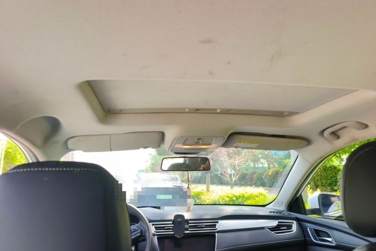 Used Roewe i5 2019 1.5L Automatic 4G Connected Linghao Flagship Edition Headliner