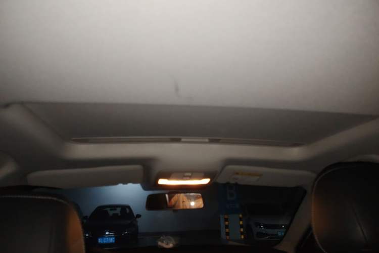 Used Roewe i5 2019 1.5L Manual 4G Connectable Langhao Edition Headliner
