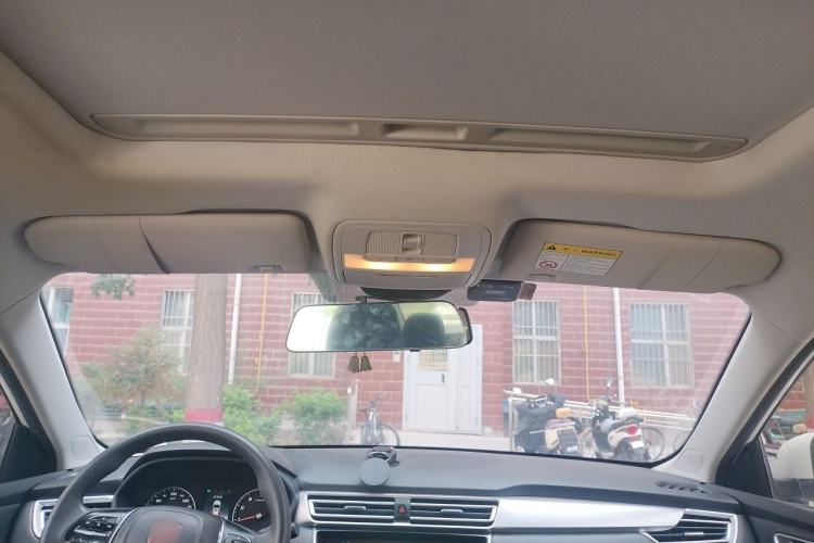 Used Roewe i5 2019 1.5L Automatic 4G Connected Langhao Edition Headliner