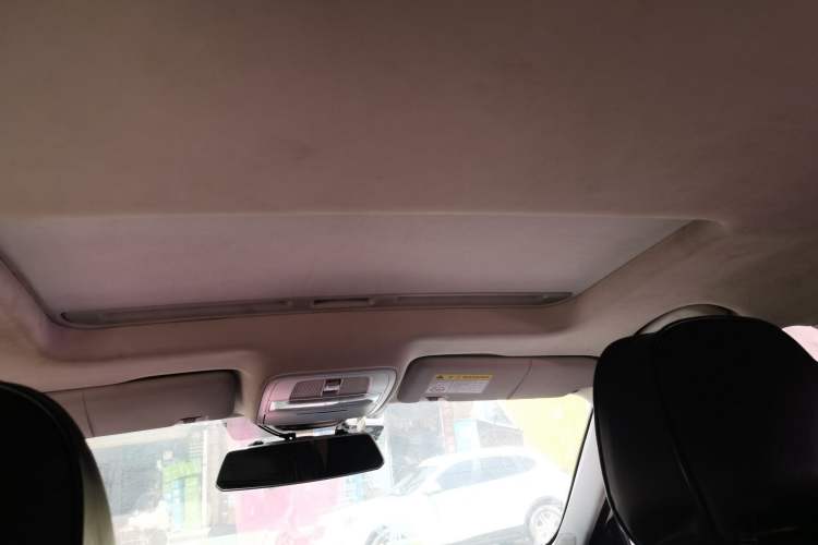 Used Roewe i5 2019 1.5L Manual 4G Connectable Langhao Edition Headliner