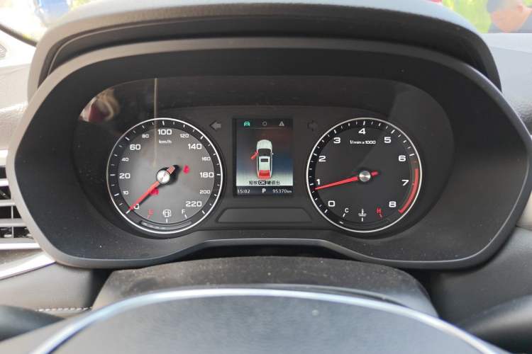 Used Roewe i5 2019 1.5L Automatic 4G Connected Linghao Edition Instrument Cluster