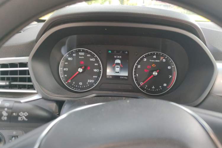 Used Roewe i5 2019 1.5L Manual 4G Connected Langyue Edition Instrument Cluster