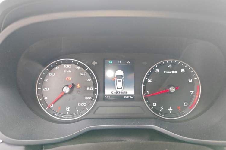 Used Roewe i5 2019 1.5L Manual 4G Connect Leehao Flagship Edition Instrument Cluster