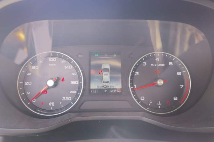 Used Roewe i5 2019 1.5L Automatic 4G Connected Linghao Edition Instrument Cluster