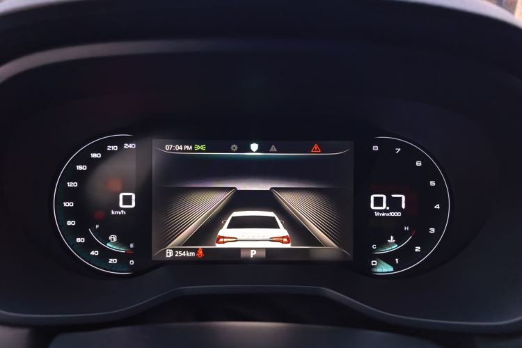 Used Roewe i5 2019 20T Automatic Intelligent Connectivity Super-Power Supreme Edition Instrument Cluster