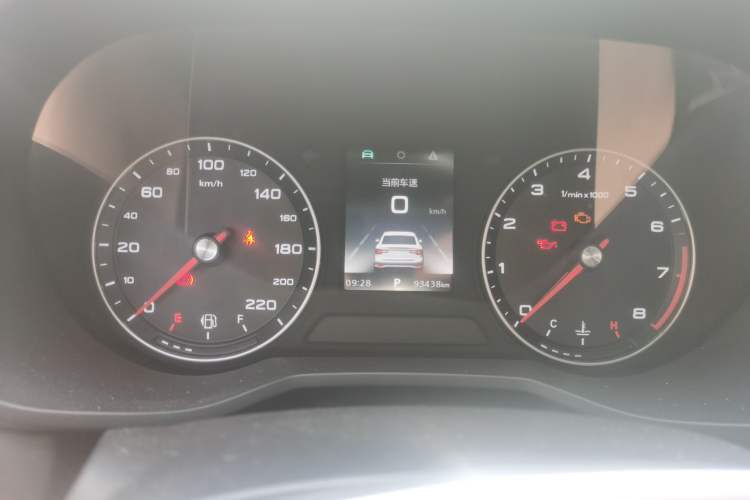Used Roewe i5 2019 1.5L Automatic 4G Connected Langhao Edition Instrument Cluster
