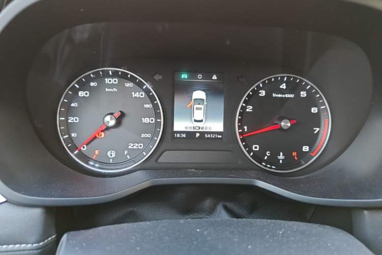 Used Roewe i5 2019 1.5L Automatic 4G Connected Langhao Edition Instrument Cluster
