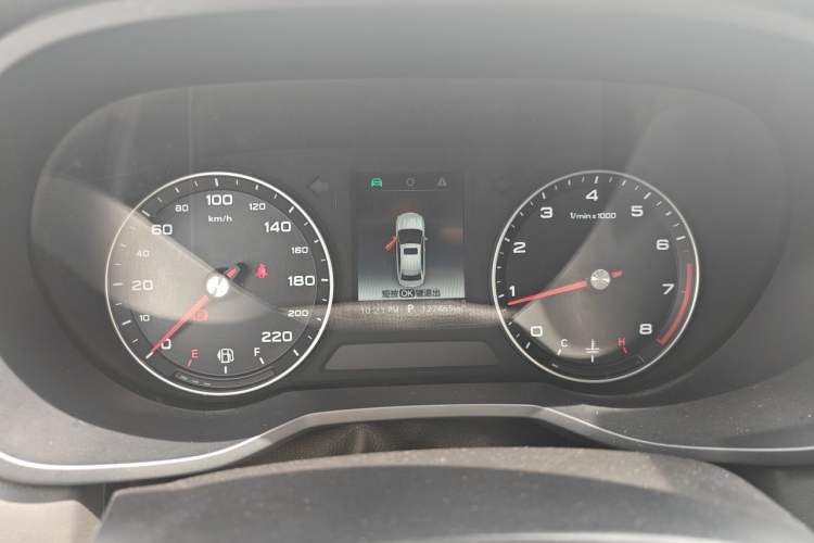 Used Roewe i5 2019 1.5L Automatic 4G Connected Langyue Edition Instrument Cluster
