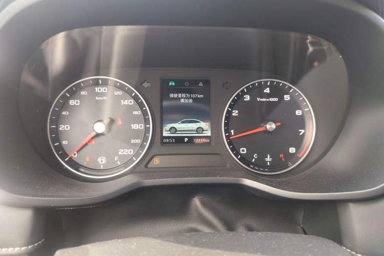 Used Roewe i5 2019 1.5L Automatic 4G Connected Langhao Edition Instrument Cluster
