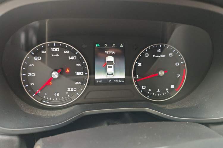 Used Roewe i5 2019 1.5L Automatic 4G Connected Langyue Edition Instrument Cluster