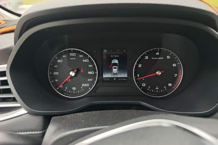 Used Roewe i5 2019 1.5L Automatic 4G Connected Langhao Edition Instrument Cluster