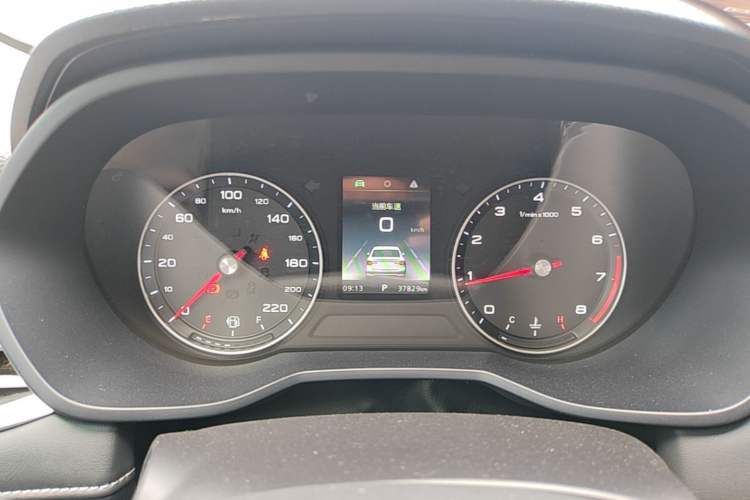 Used Roewe i5 2019 1.5L Automatic 4G Connected Linghao Edition Instrument Cluster