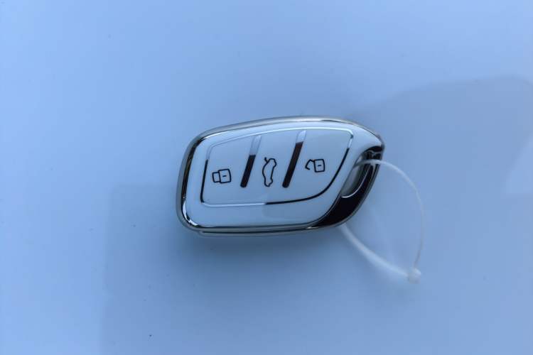 Used Roewe i5 2019 20T Automatic Intelligent Connectivity Super-Power Supreme Edition Interior 4