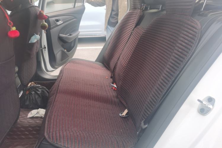 Used Roewe i5 2019 1.5L Automatic 4G Connected Langyue Edition Interior 4