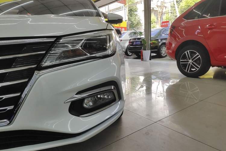 Used Roewe i5 2019 1.5L Automatic 4G Connected Langyue Edition Left Front Headlight