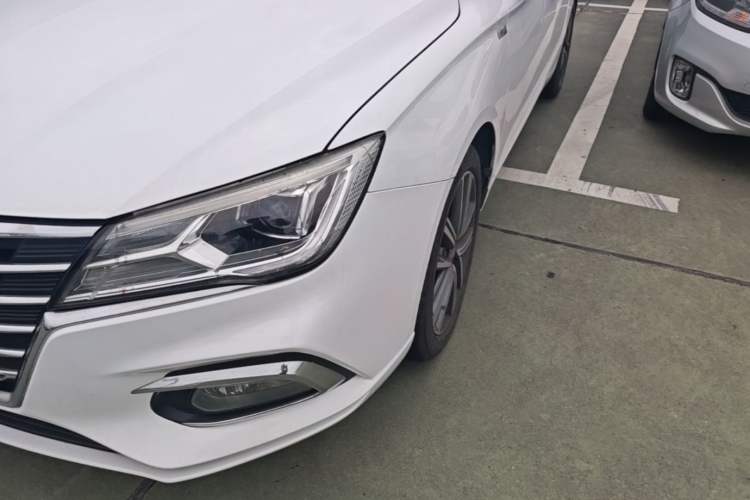 Used Roewe i5 2019 20T Automatic SmartConnect Luxury Prestige Edition Left Front Headlight
