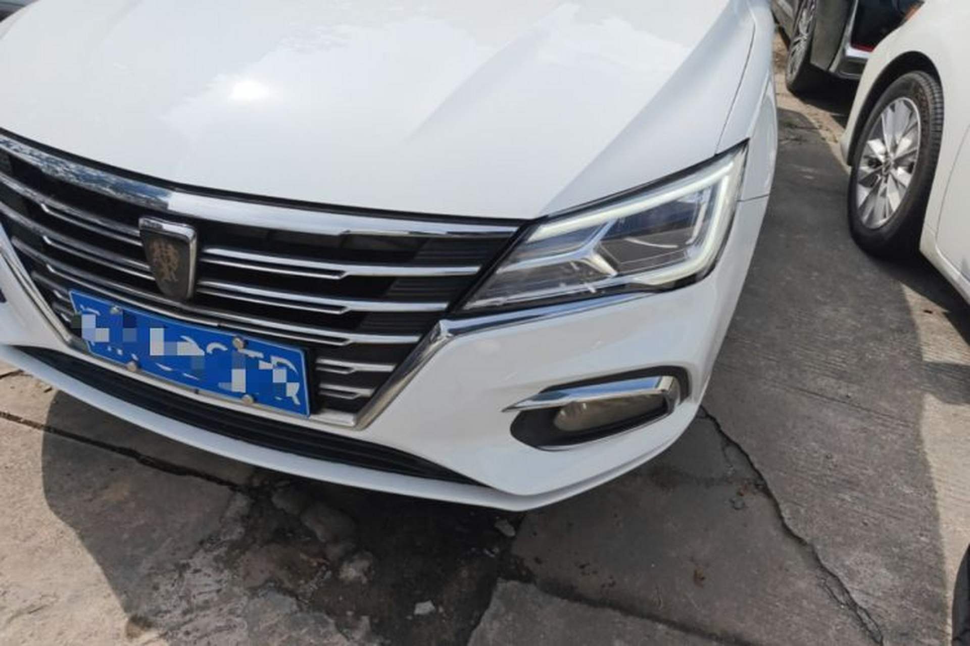 Used Roewe i5 2019 1.5L Automatic 4G Connected Langhao Edition Left Front Headlight