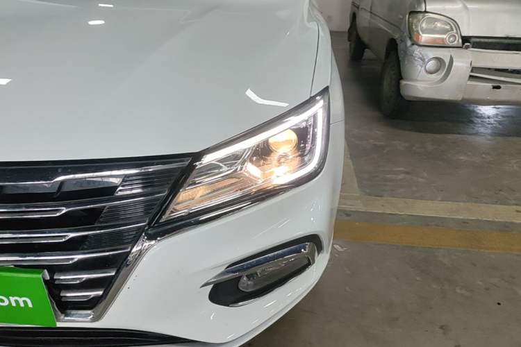 Used Roewe i5 2019 1.5L Automatic 4G Connected Langhao Edition Left Front Headlight
