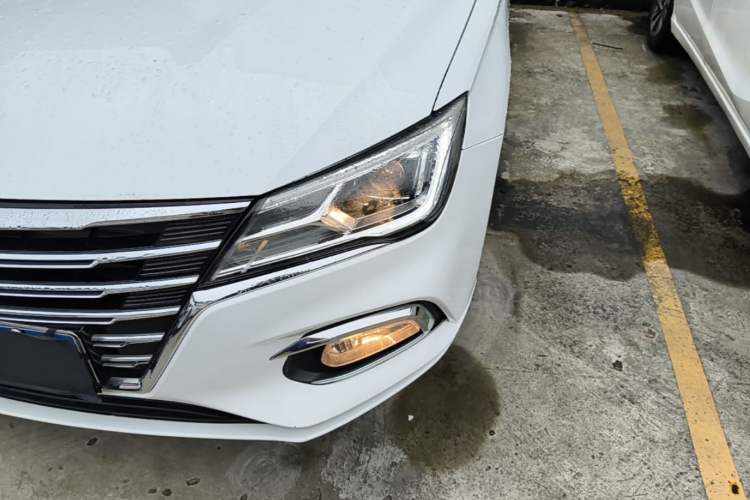 Used Roewe i5 2019 1.5L Manual 4G Connect Leehao Flagship Edition Left Front Headlight