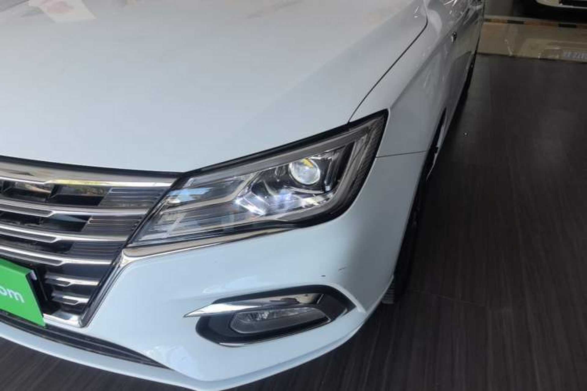 Used Roewe i5 2019 20T Automatic 4G Connected Supercharged Flagship Edition Left Front Headlight
