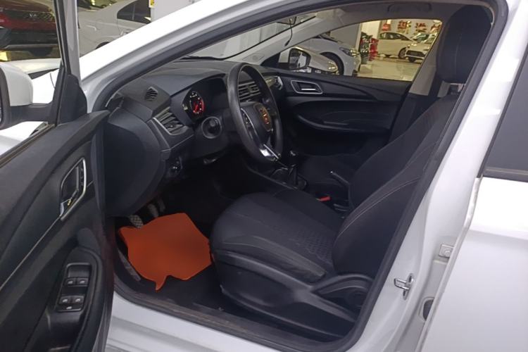 Used Roewe i5 2019 1.5L Manual 4G Connected Langyue Edition Left Front Seat