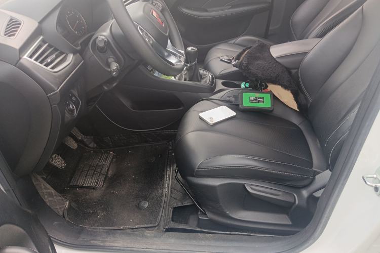 Used Roewe i5 2019 1.5L Manual 4G Connectable Langhao Edition Left Front Seat