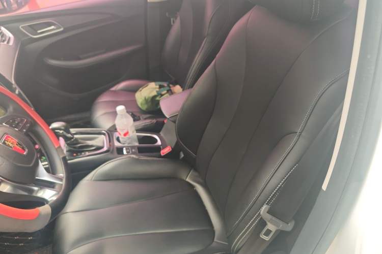 Used Roewe i5 2019 1.5L Automatic 4G Connected Langyue Edition Left Front Seat