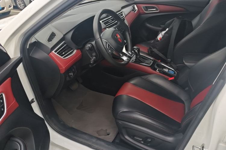 Used Roewe i5 2019 20T Automatic SmartConnect Luxury Prestige Edition Left Front Seat