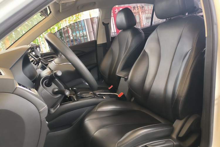 Used Roewe i5 2019 1.5L Automatic 4G Connected Langhao Edition Left Front Seat
