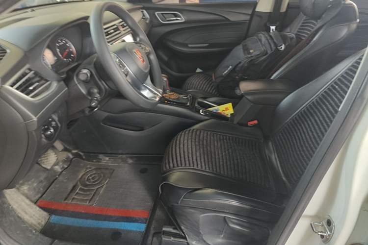 Used Roewe i5 2019 1.5L Automatic 4G Connected Langhao Edition Left Front Seat