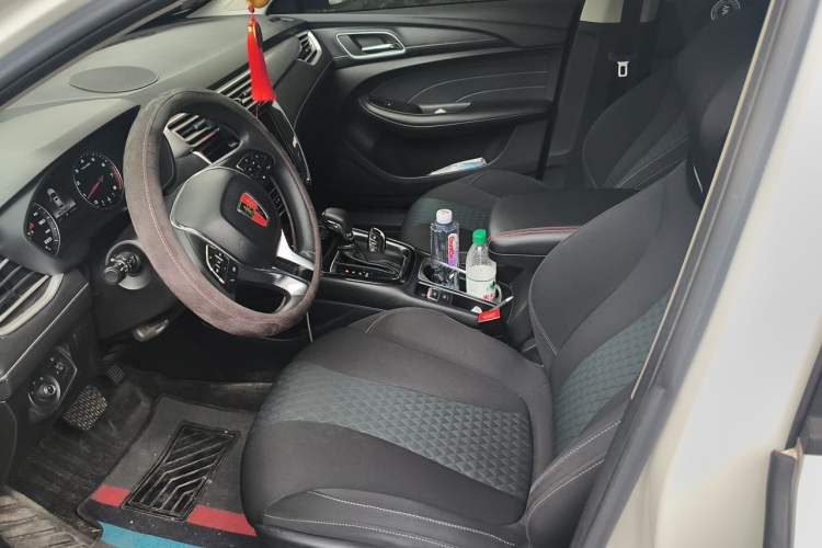 Used Roewe i5 2019 1.5L Automatic 4G Connected Linghao Edition Left Front Seat