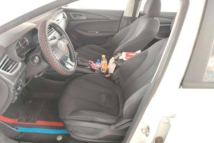 Used Roewe i5 2019 1.5L Automatic 4G Connected Linghao Edition Left Front Seat