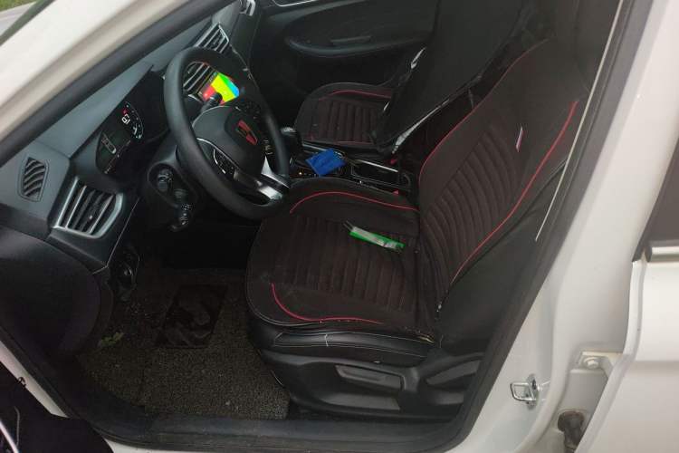Used Roewe i5 2019 20T Automatic 4G Connected Supercharged Flagship Edition Left Front Seat