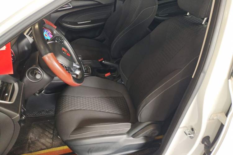 Used Roewe i5 2019 1.5L Manual 4G Connect Luxury Edition Left Front Seat