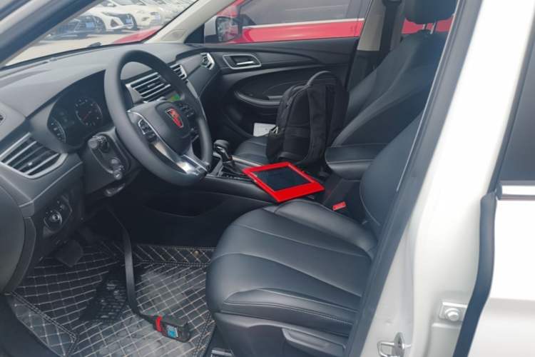 Used Roewe i5 2019 1.5L Automatic 4G Connected Linghao Flagship Edition Left Front Seat