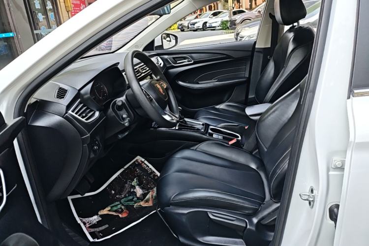 Used Roewe i5 2019 1.5L Automatic 4G Connected Langhao Edition Left Front Seat