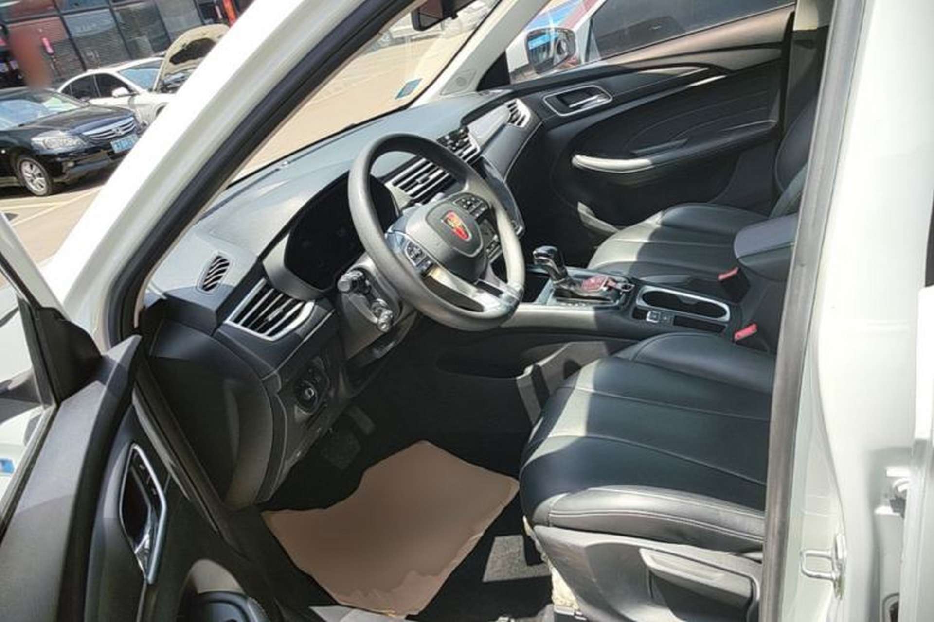 Used Roewe i5 2019 1.5L Automatic 4G Connected Linghao Flagship Edition Left Front Seat