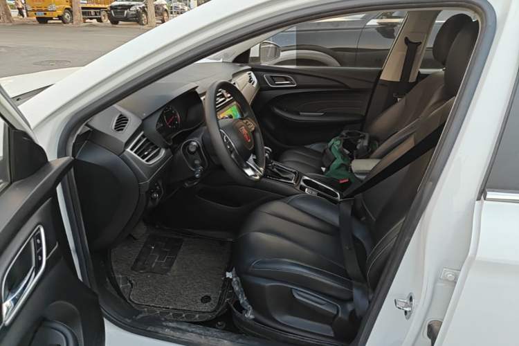 Used Roewe i5 2019 1.5L Automatic 4G Connected Langhao Edition Left Front Seat